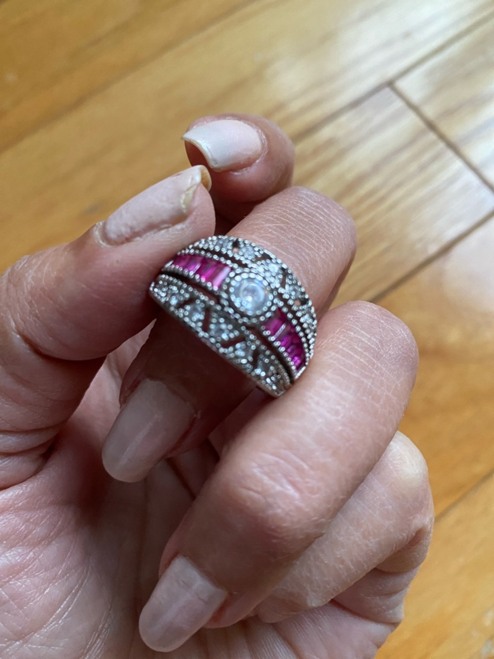 Vintage 925 Silver Ring with Pink and White Crystal. Size 9